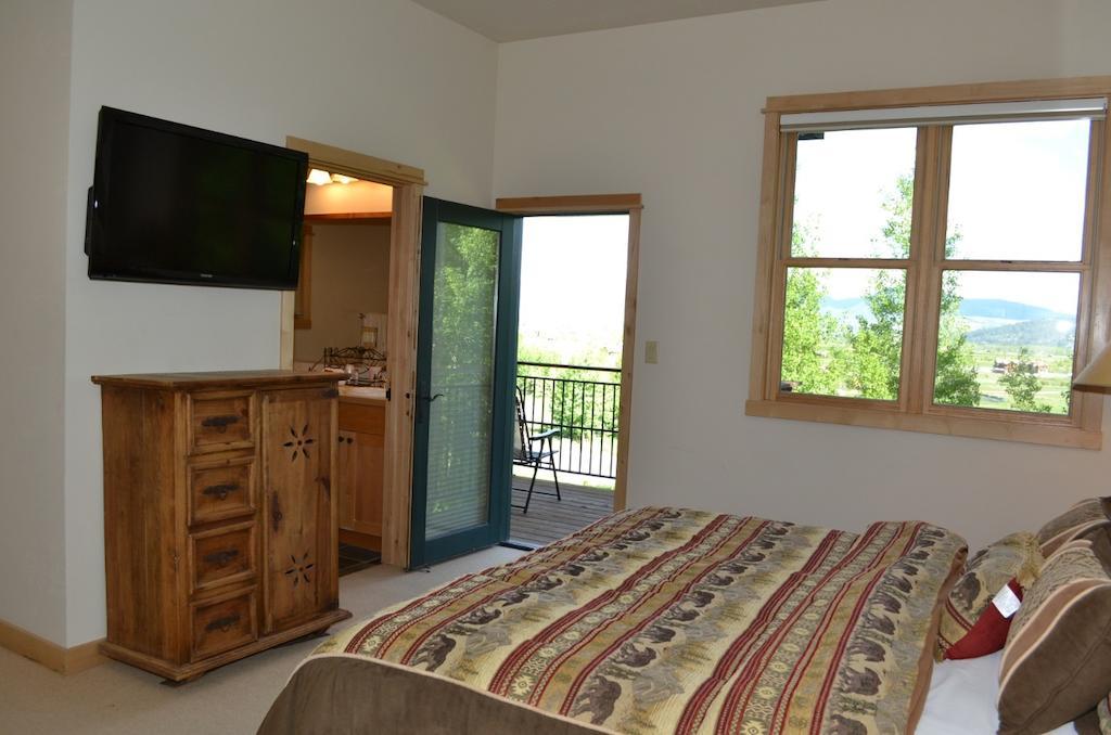 Moose Creek Townhomes By Jackson Hole Real Estate Company Teton Village Zimmer foto